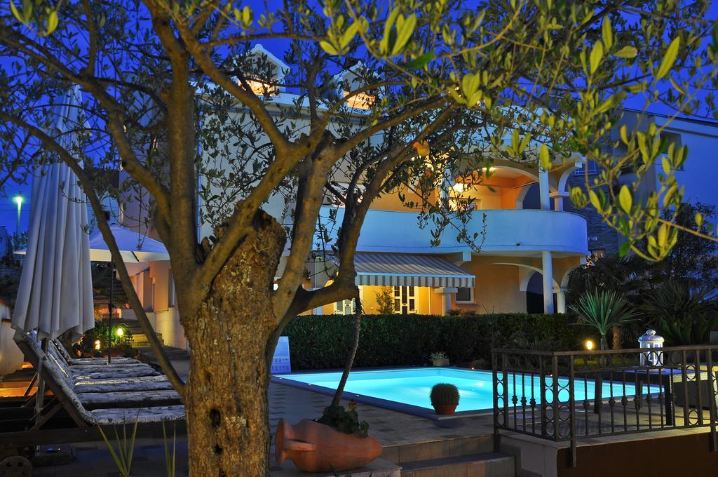 זאדאר Villa Vanilla With Heated Pool מראה חיצוני תמונה